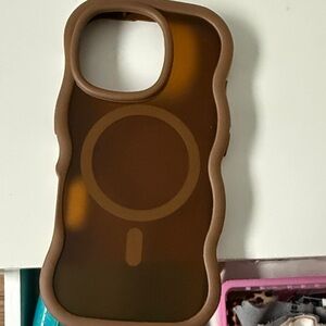 Brown Silicone Phone Case iPhone 16 pro like new